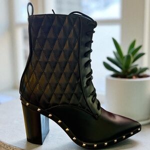 CHARLES BY CHARLES DAVID Women's Quilted Faux Leather Boot Black 5.5 NWT
